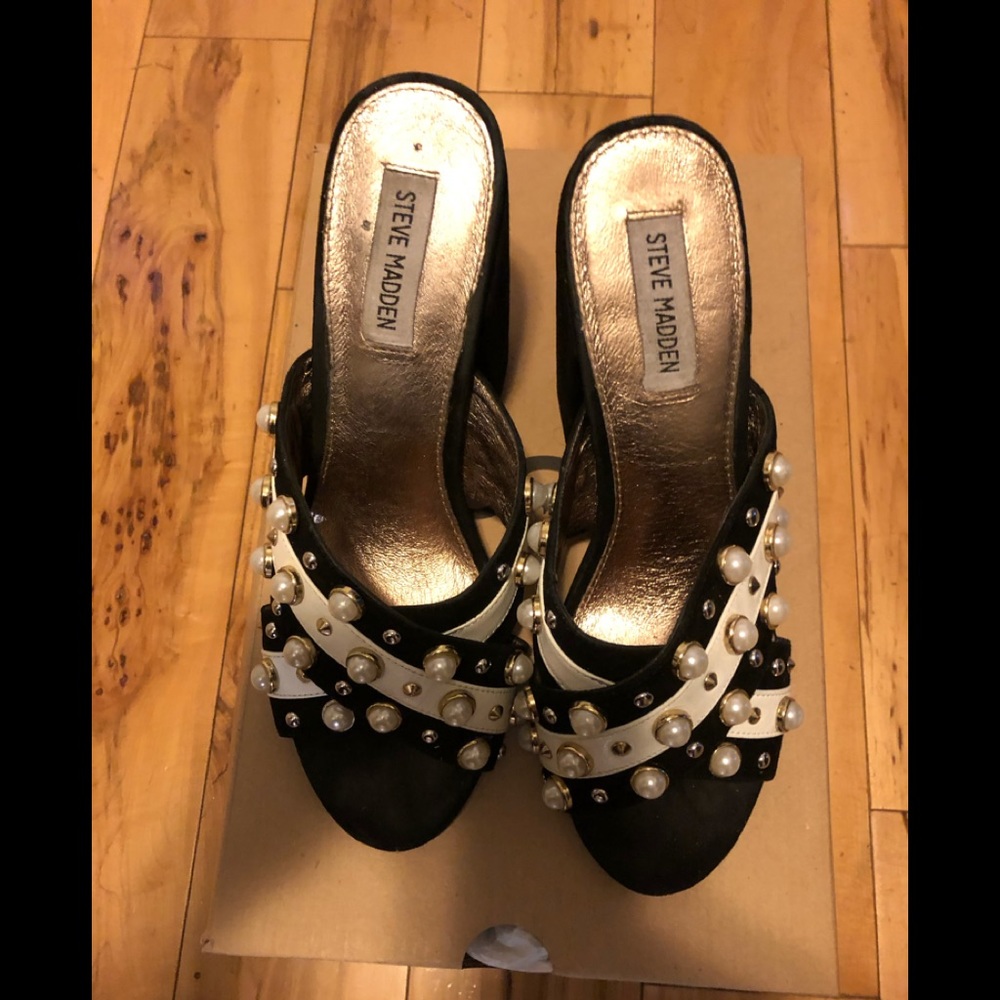 Steve Madden Sandals
